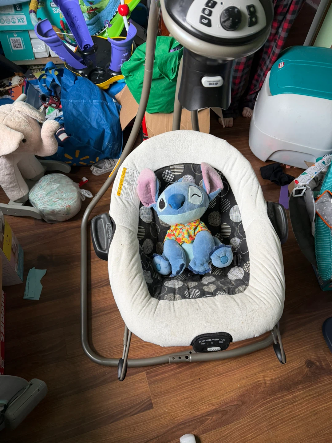 Graco Baby Swing with Soothing Vibration - photo 2