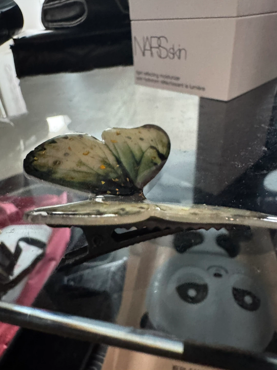 Butterfly Resin Hair Clip - photo 3