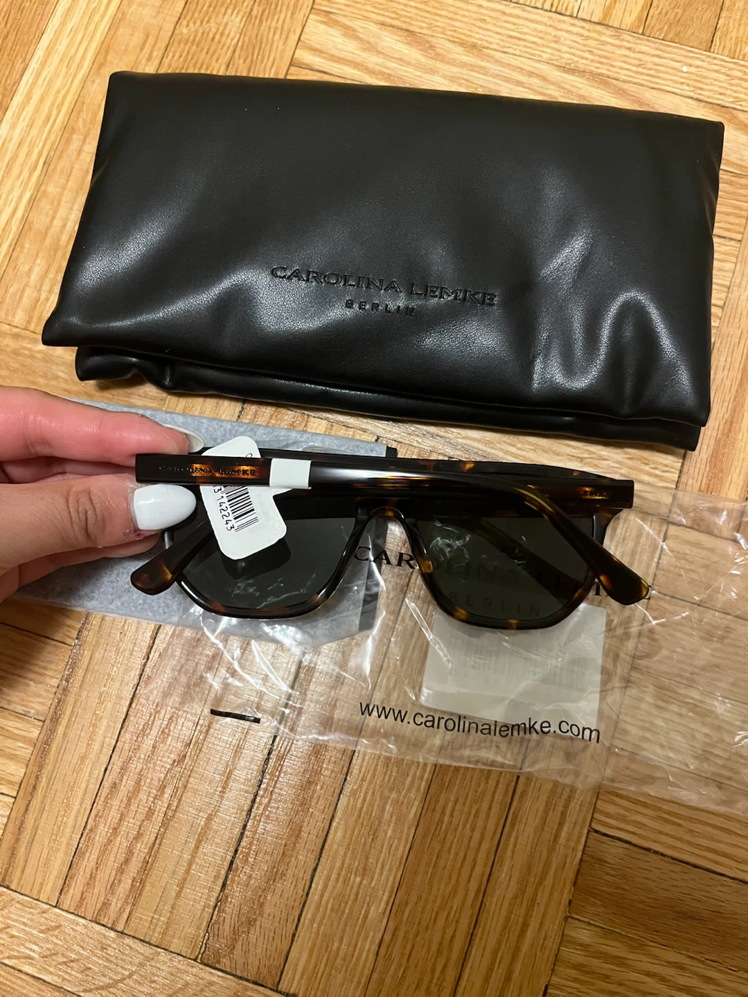 Carolina Lemke Tortoiseshell Square Sunglasses NWT w/ Case - photo 2