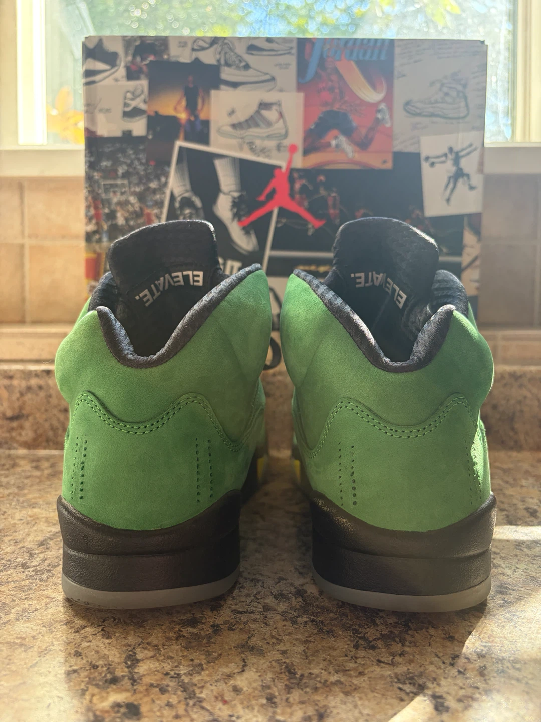 Air Jordan 5 Retro Lucky Green - photo 2