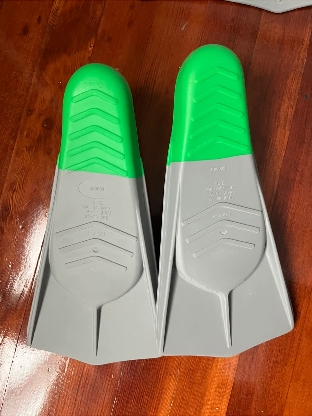 Speedo Swim Fins Size 5-6 - photo 2