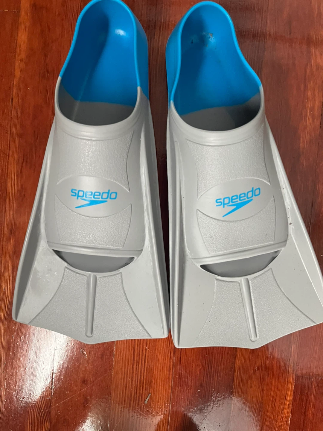 Speedo Swim Fins Size 6-7 US
