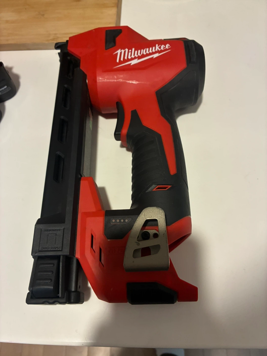 Milwaukee M12 Cable Stapler Bundle