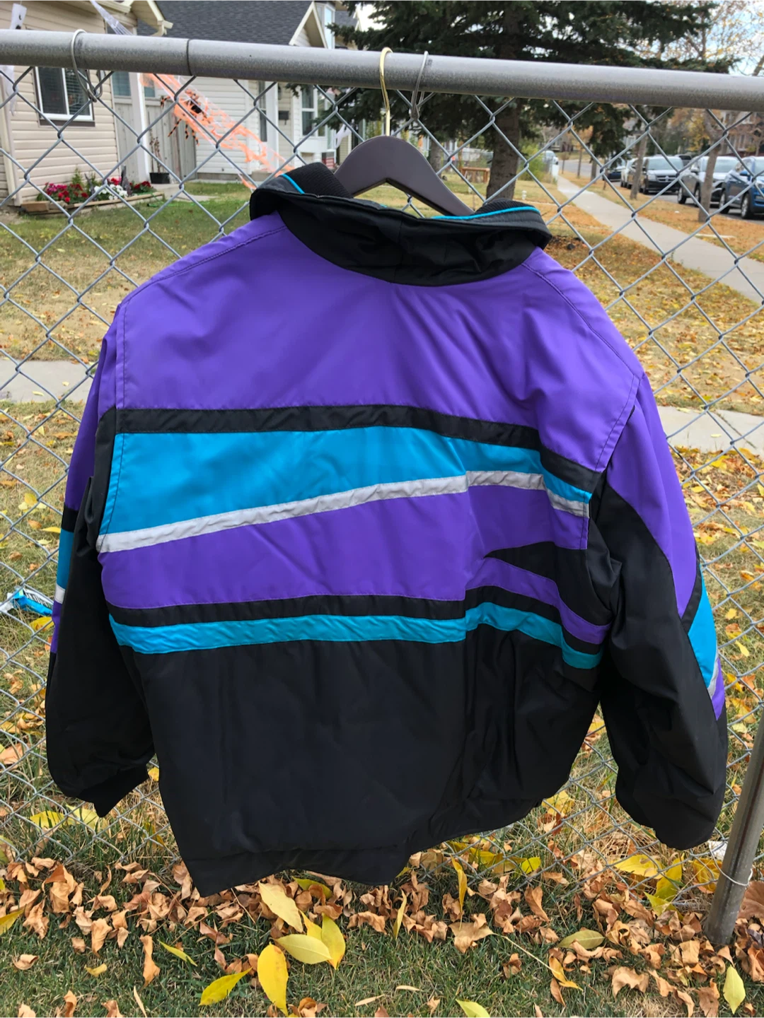 Women’s Winter Jacket Size XXL  $25 firm - photo 3