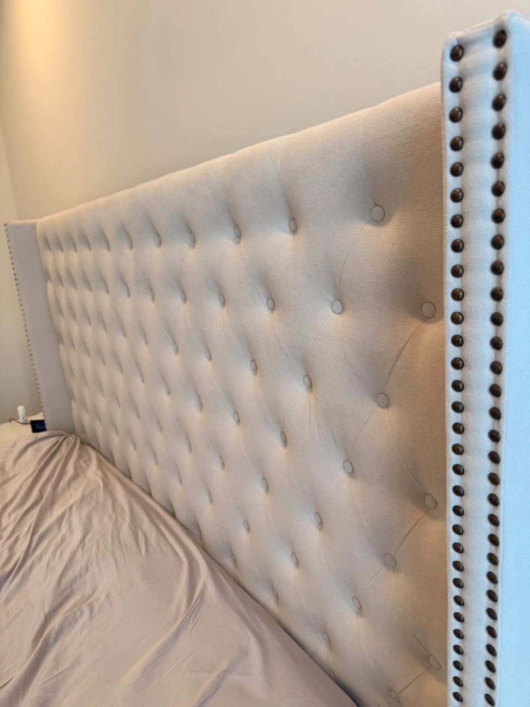 Structube Upholstered King size Bed Frame with Tufted Headboard - photo 2
