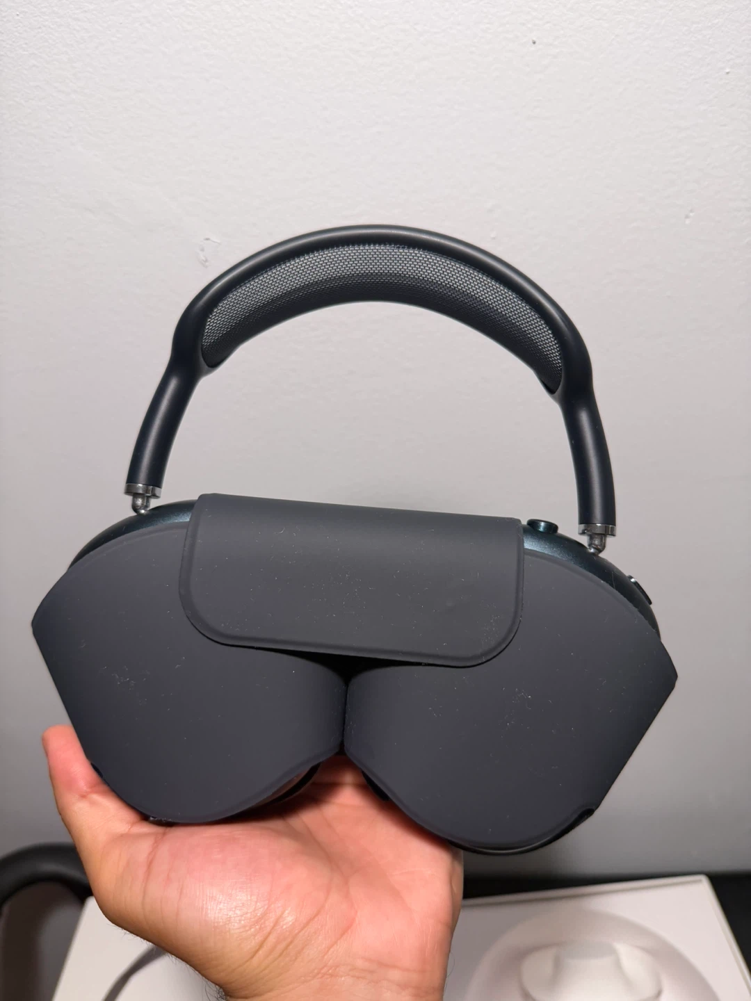 Apple AirPods Max Space Gray - photo 3