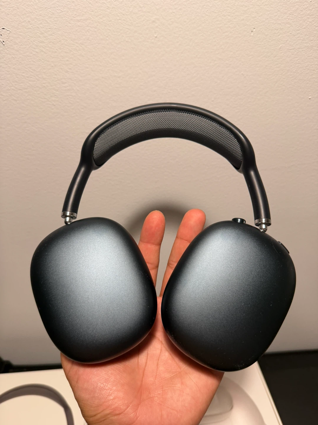 Apple AirPods Max Space Gray - photo 4