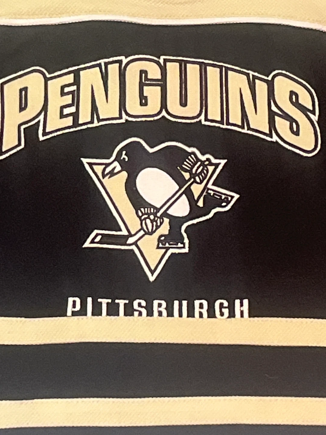 Pittsburgh Penguins Bundle - Kids Jersey, Puck + FREE Cards - photo 3