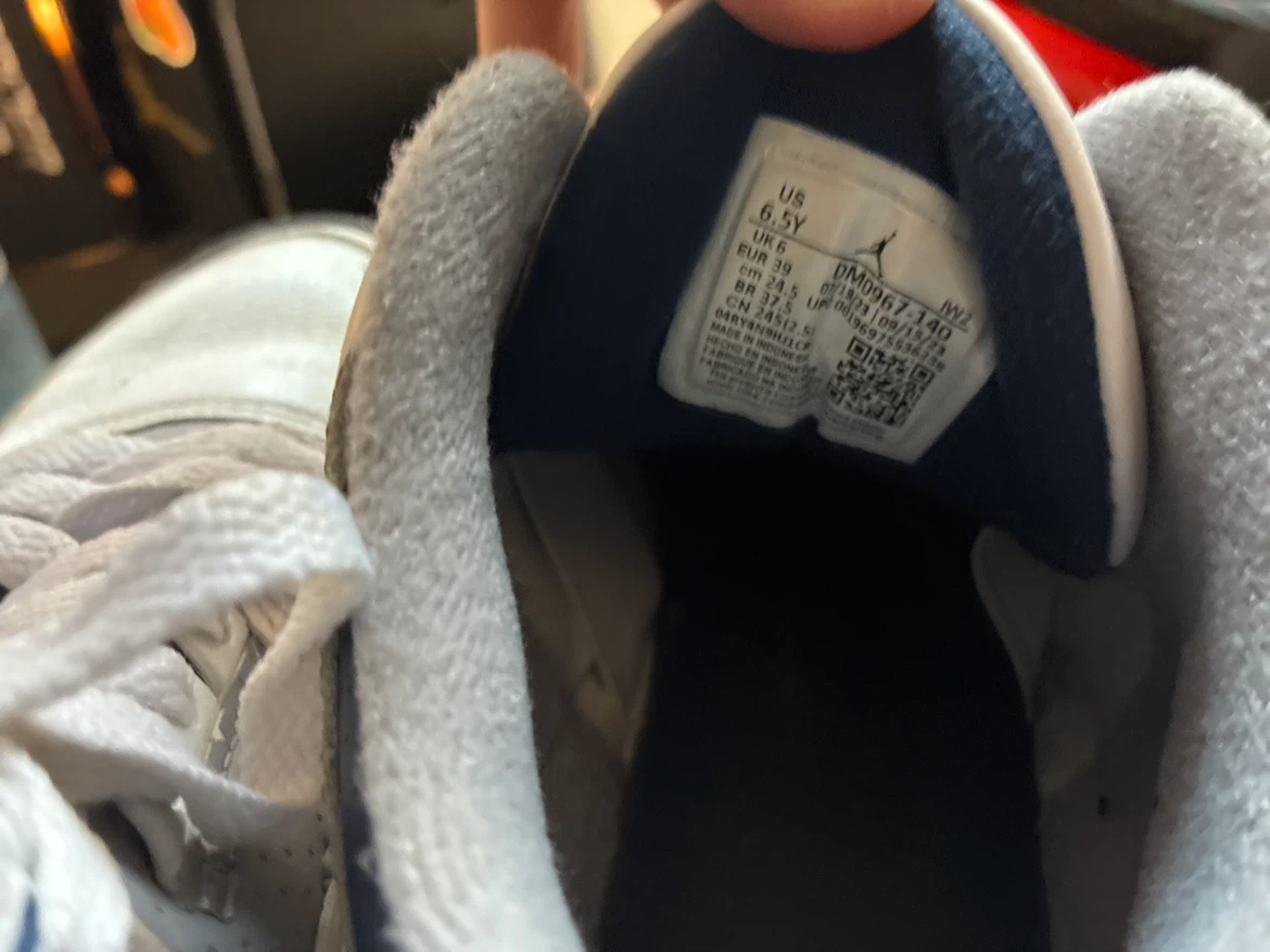 Nike Air Jordan 3 Retro Size 6.5Y - photo 3