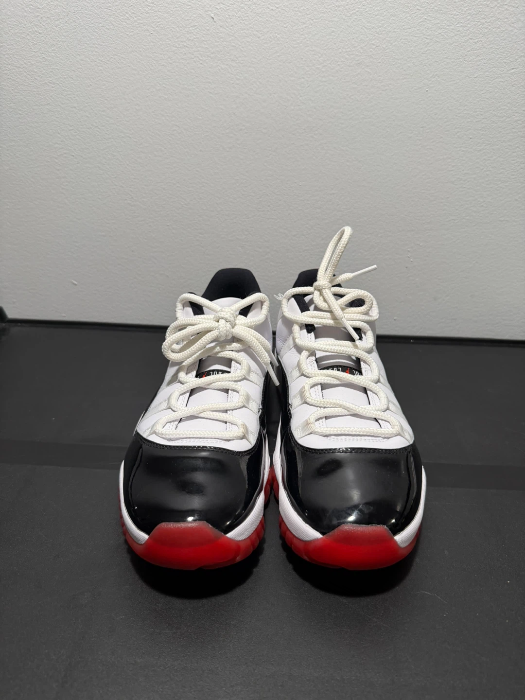 Air Jordan 11 Low White Black Red
