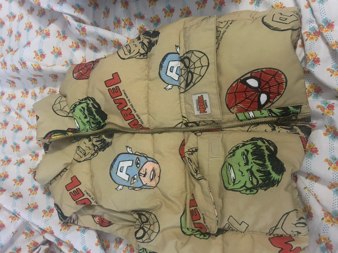 H&M Marvel Puffer Vest 3t/4t - photo 3
