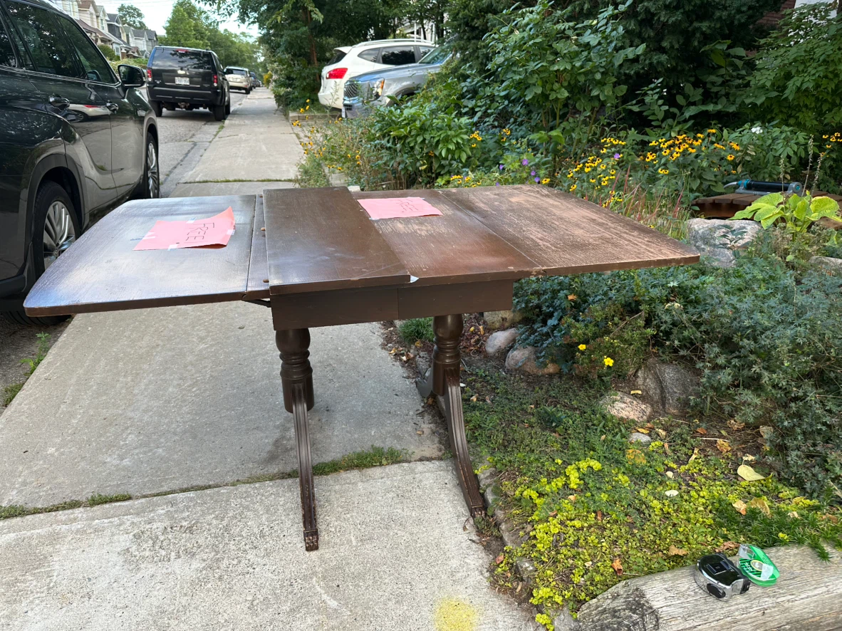 🆓 As Is drop-leaf dining table 🪵 - photo 2
