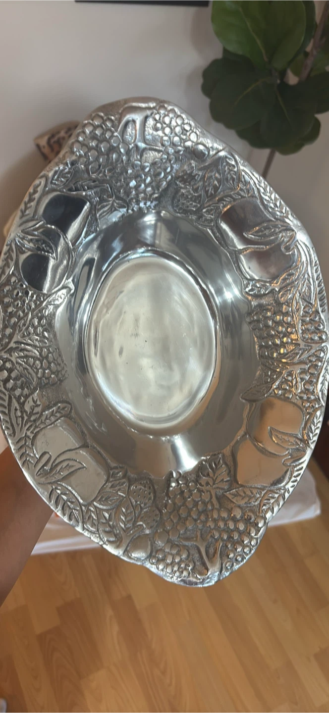 Decorative Pewter Serving Bowl - photo 2