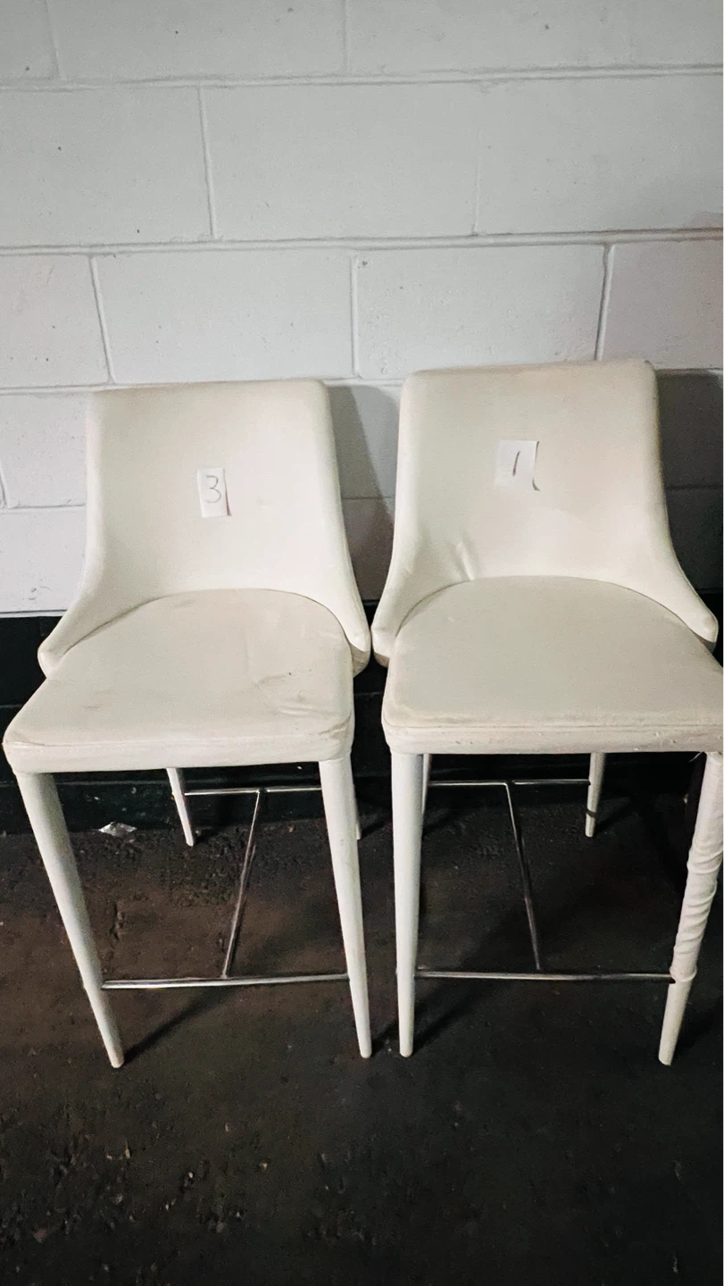 $25 for Set of Four White Bar Stools - photo 5