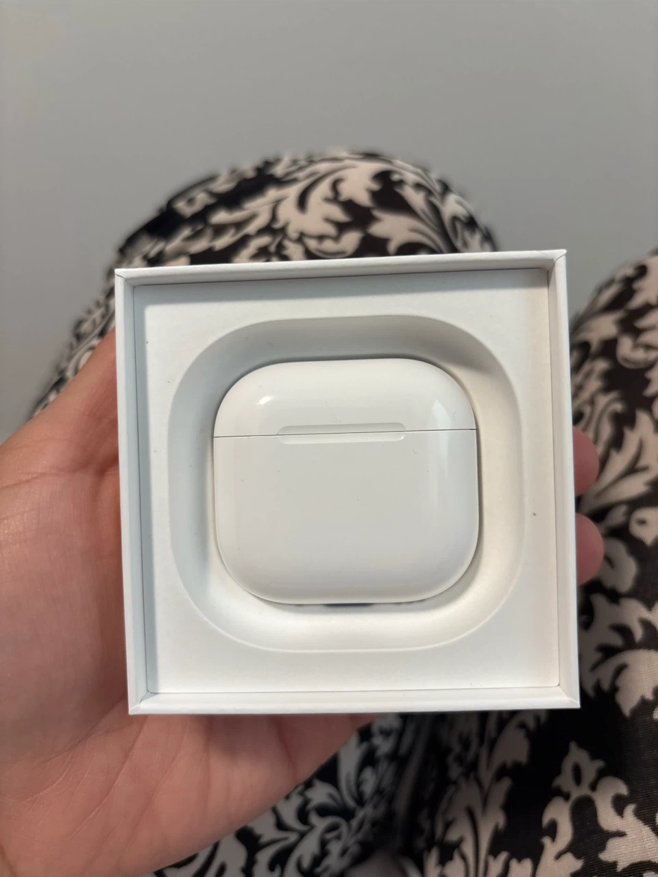 Apple AirPods 4 with Active Noise Cancellation - photo 3