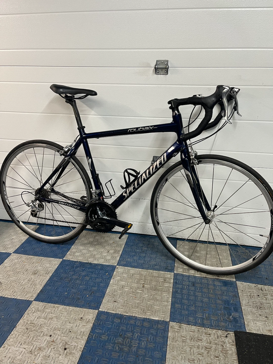 Specialized Roubaix Elite Road Bike - photo 3