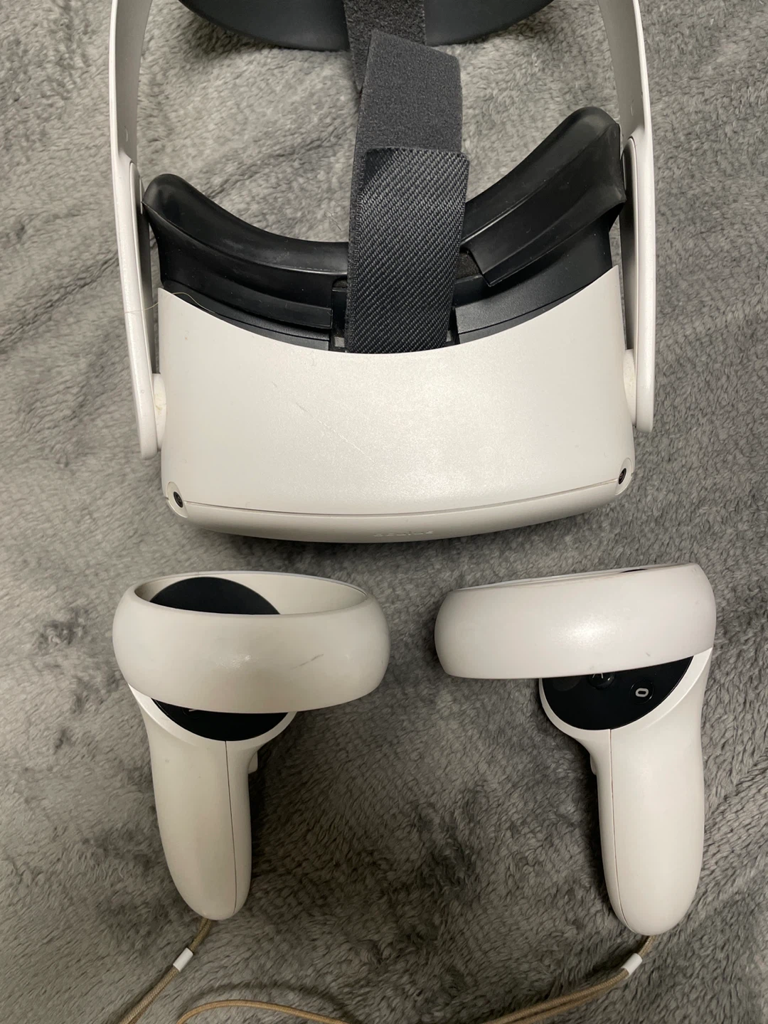 Meta Quest 2 VR Headset and Controllers