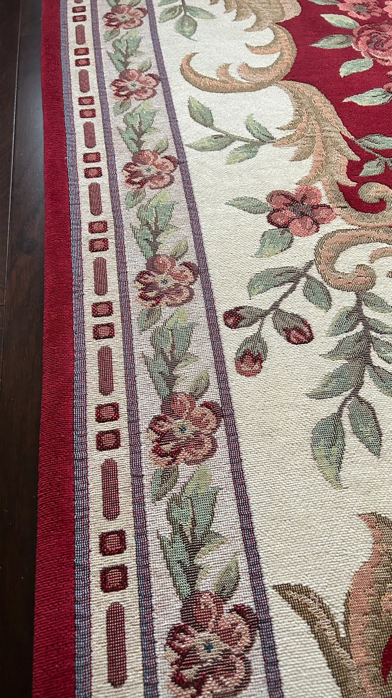 Red Floral Area Rug - photo 4