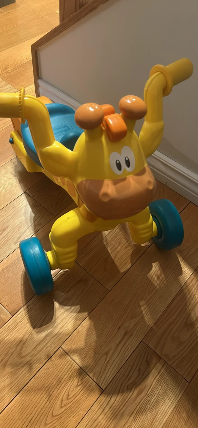 Little Tikes Giraffe Ride-On