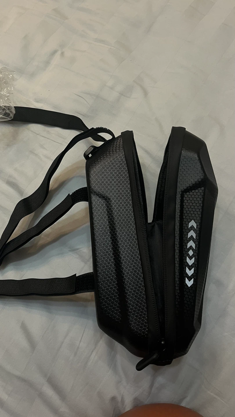 Hard-Shell Bicycle Frame Bag