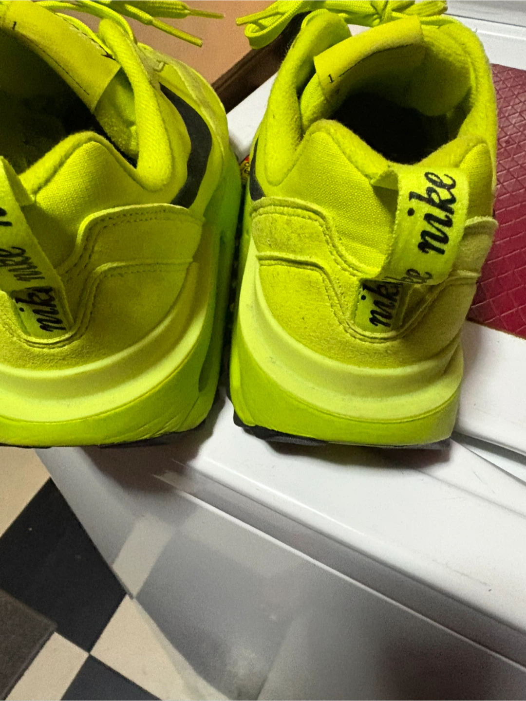 Nike Air Max Sneakers Volt Color - photo 2