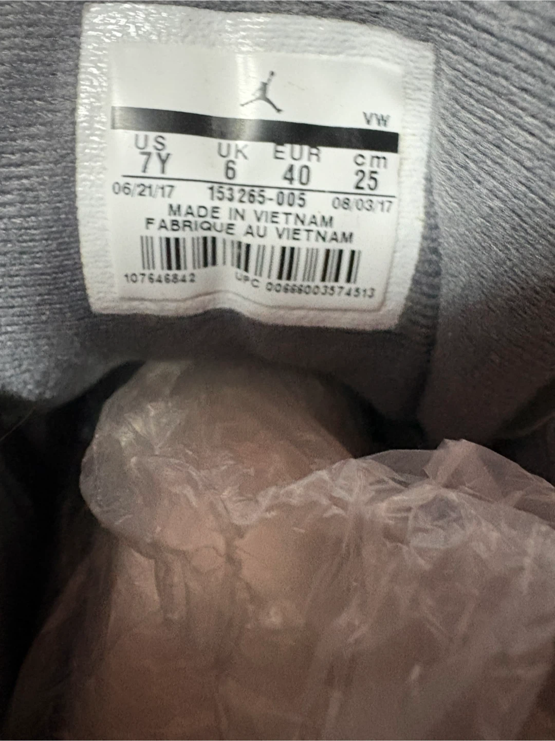 Air Jordan 12 Retro BG Dark Grey Size 7Y - photo 2