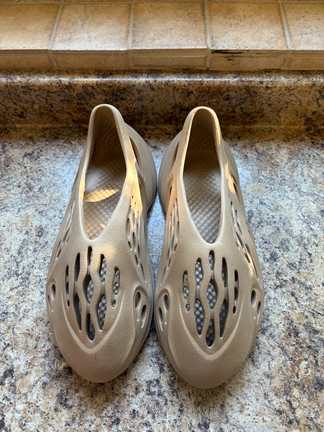 Adidas Yeezy Foam Runner - photo 4