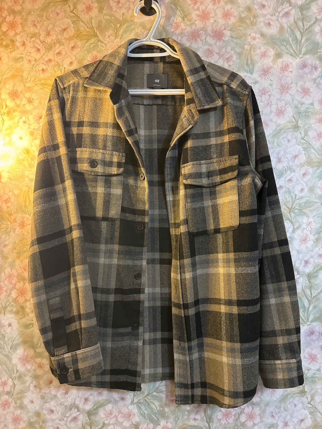 H&M Regular Fit Plaid Shirt - Small - photo 3