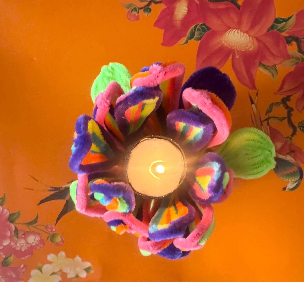 Handmade rainbow pipe cleaner flower candle holder - photo 2