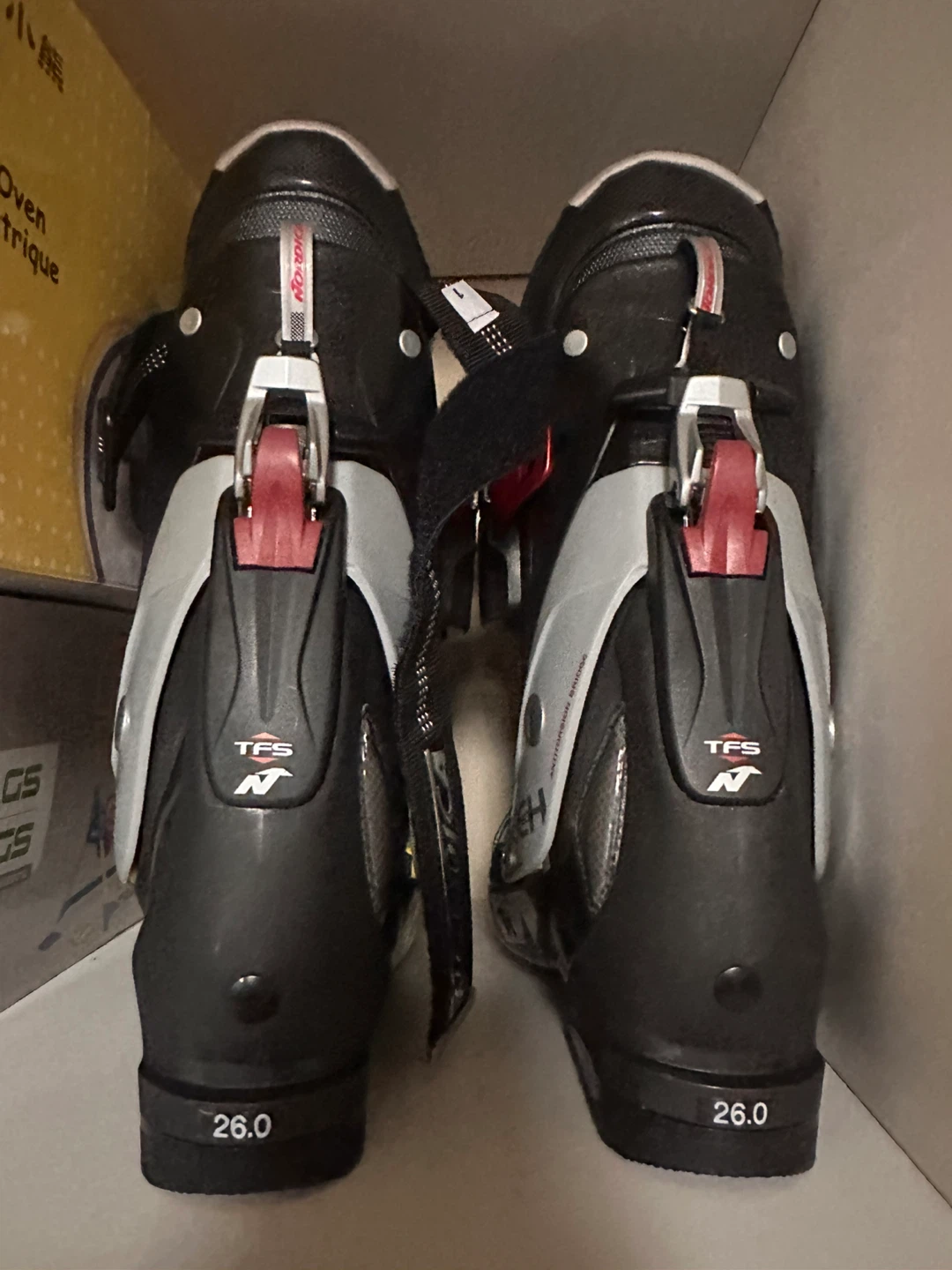 Nordica Smartech Ski Boots Size 26.0 - photo 4