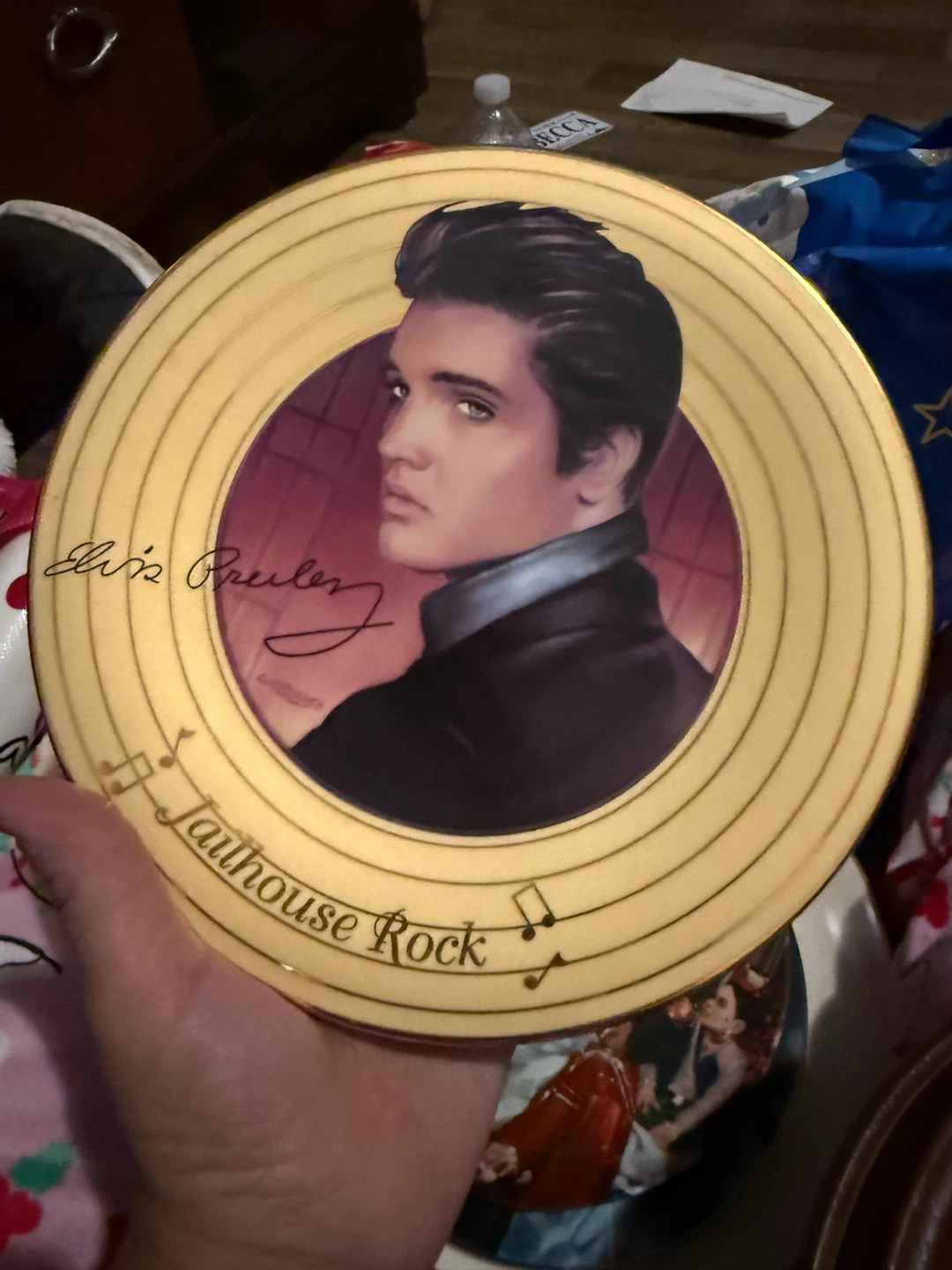 Elvis Presley Collector Plates - photo 3