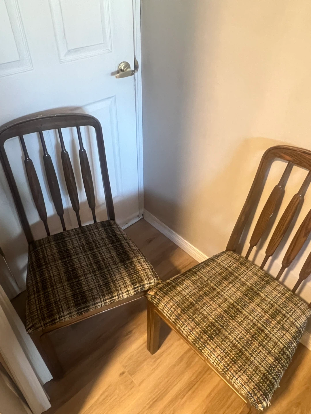 Set of 2 Vintage Wooden Chairs