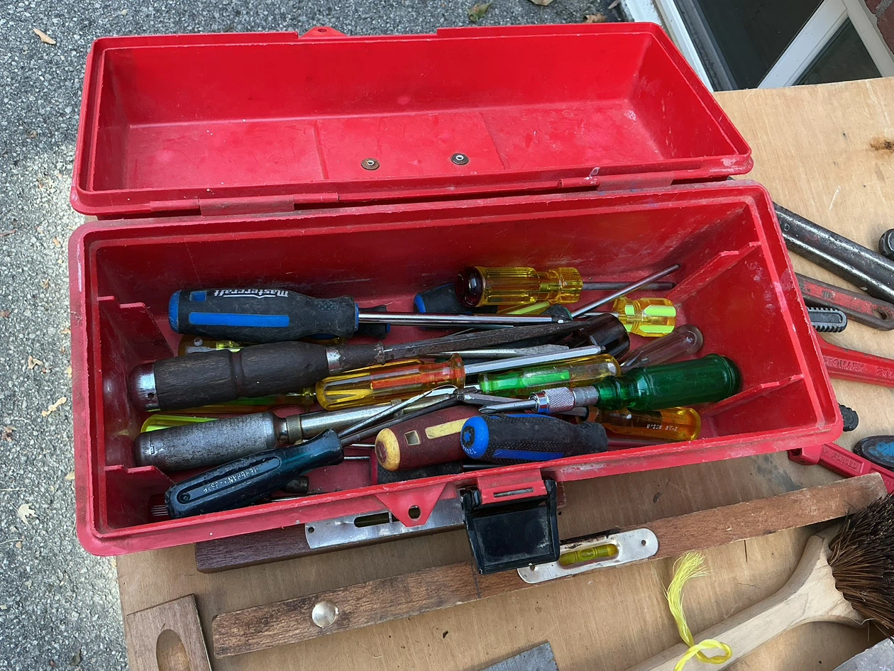 TOOL-AID Toolbox with Assorted Screwdrivers