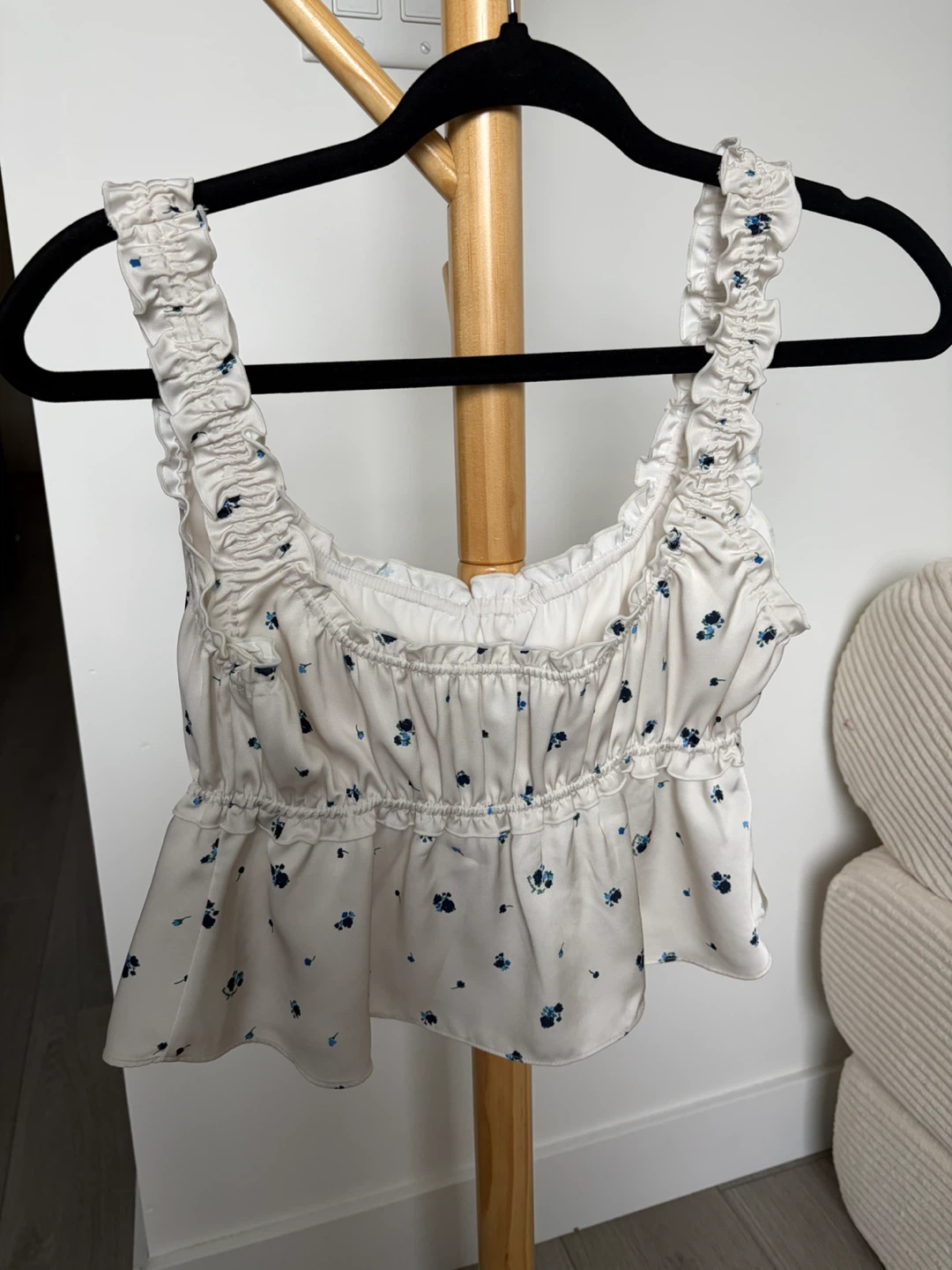 Aritzia Top - photo 2
