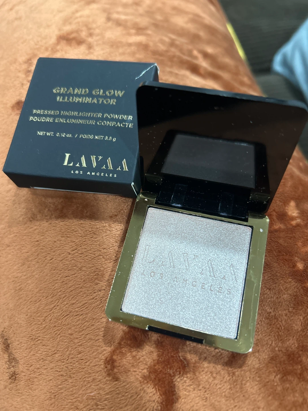 LAVAA Los Angeles Grand Glow Illuminator Highlighter