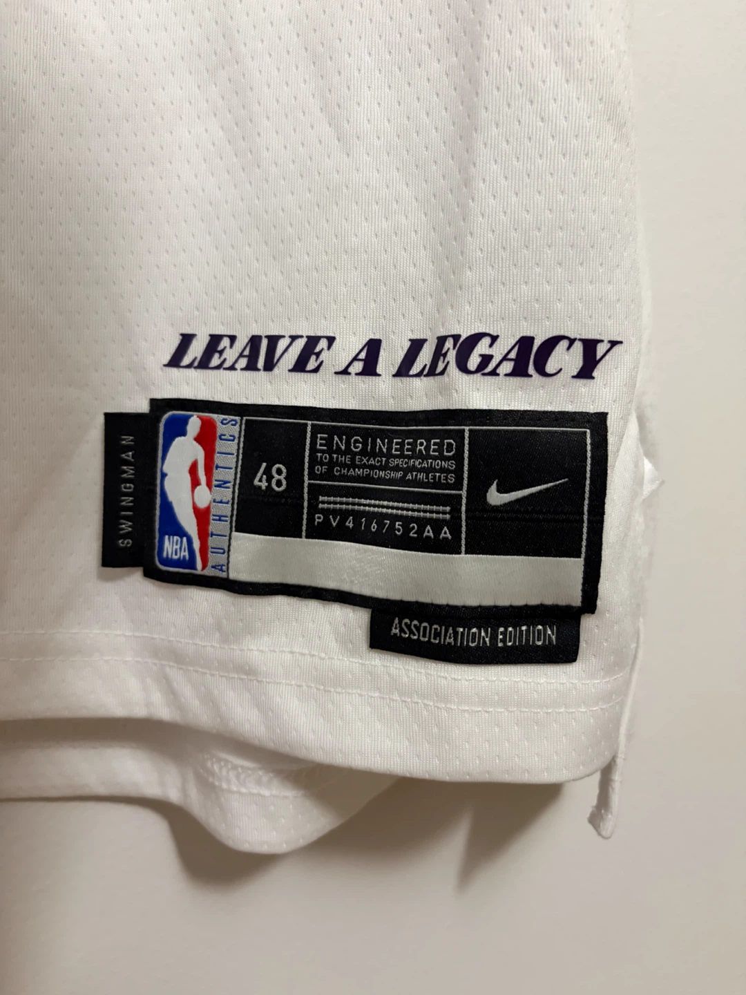 #23 LeBron James Lakers Jersey (L) - photo 5