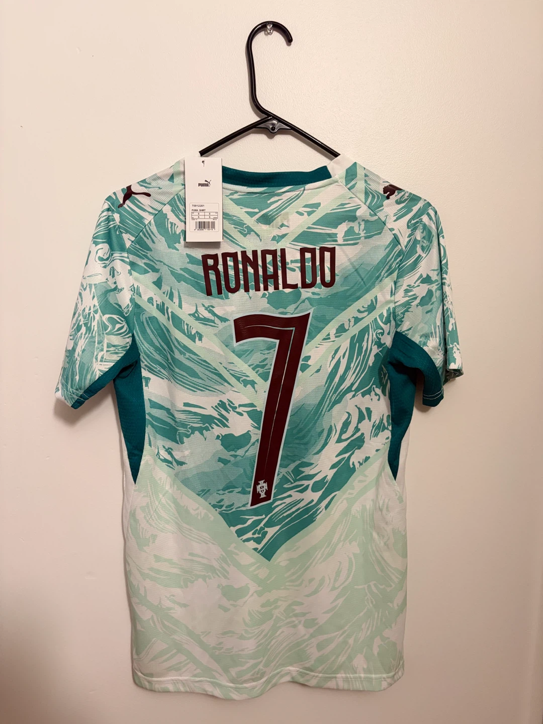 #7 Cristiano Ronaldo - Portugal Away Jersey (S) - photo 2