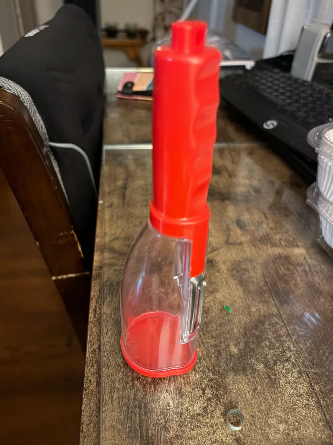 Vegetable Peeler with Storage Container - photo 2