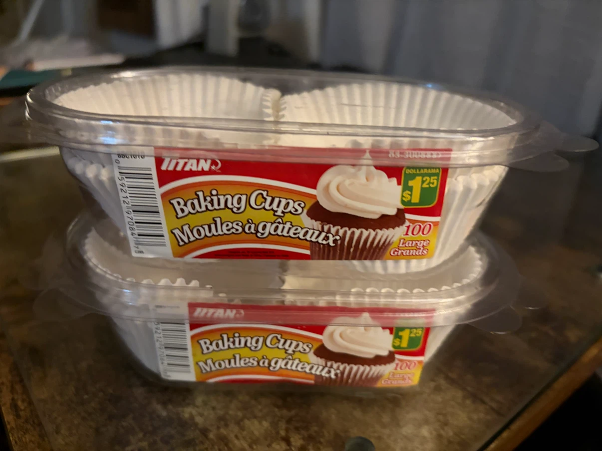 2 Packs of Titan Cupcake size Baking Cups