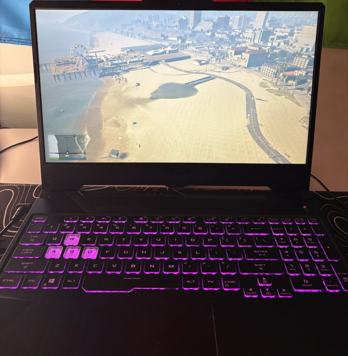 ASUS TUF gaming laptop - photo 4