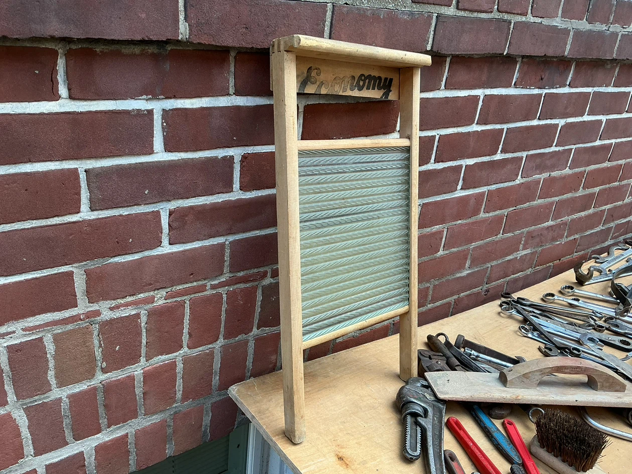 Antique “ECONOMY” Washboard ! - photo 2