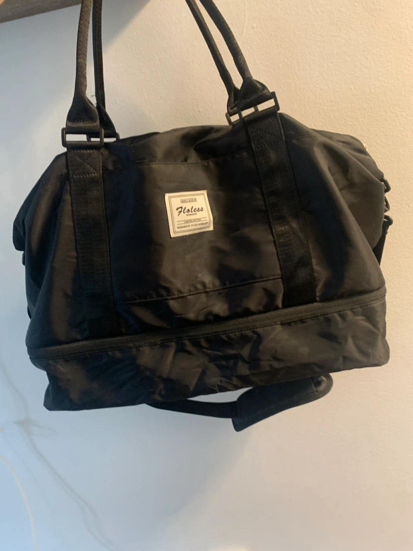 Black Travel/gym Duffle Bag