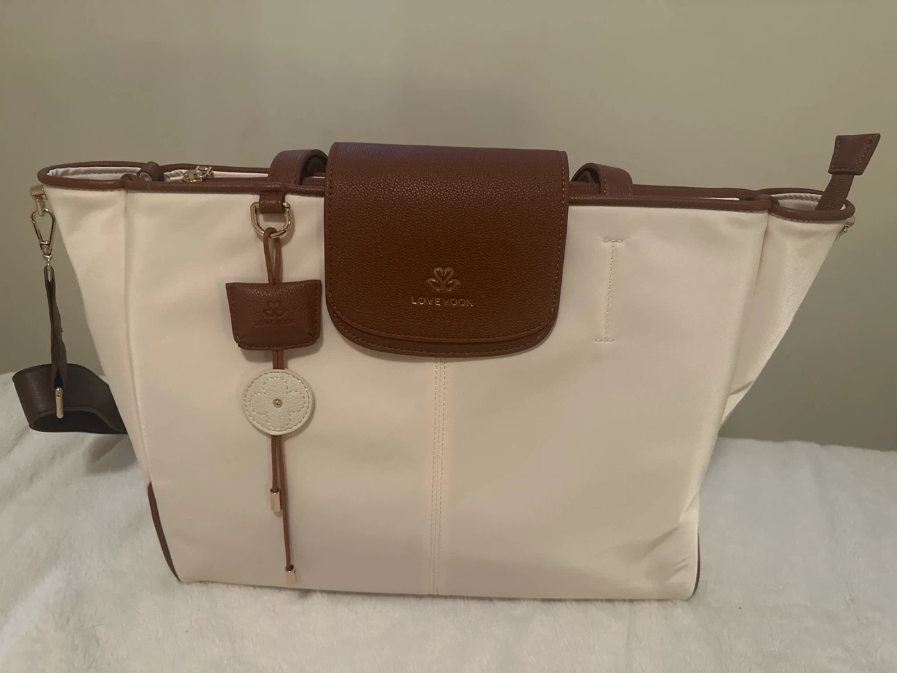 LOVEVOOK White and Brown Laptop Tote Bag
