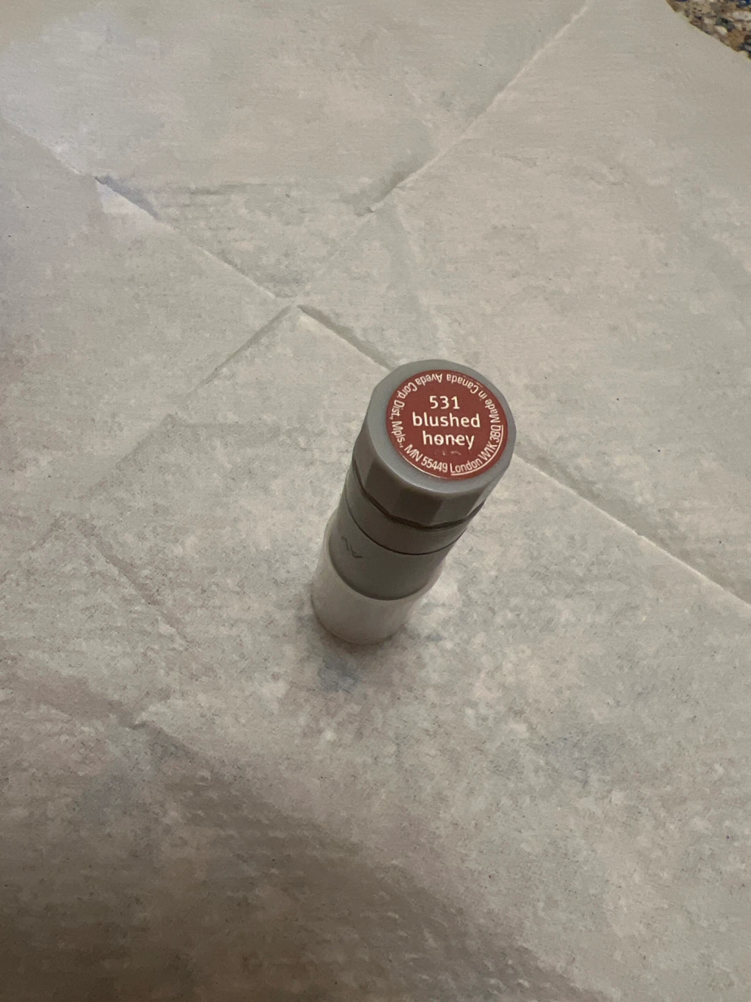 Aveda Nourish-Mint Smoothing Lip Color in Blushed Honey - photo 2