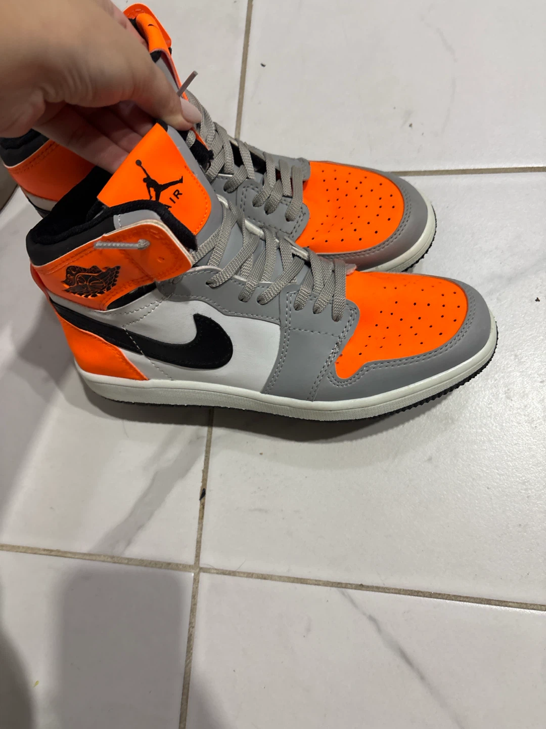 Nike shoes/not original