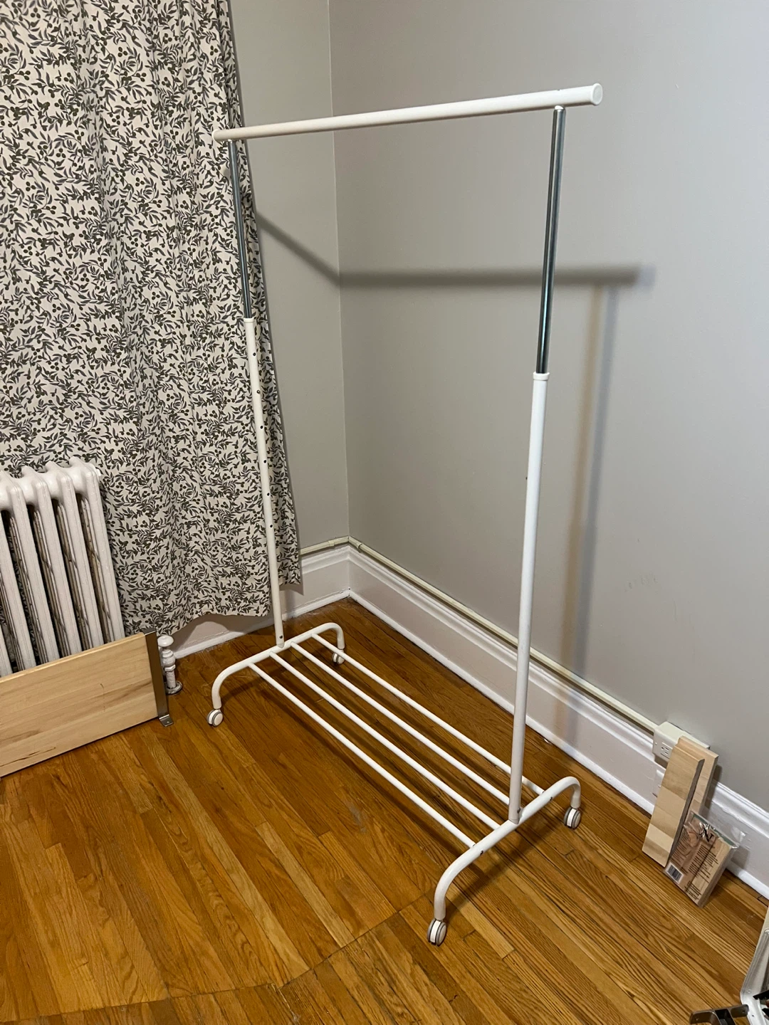 IKEA Rigga clothes rack