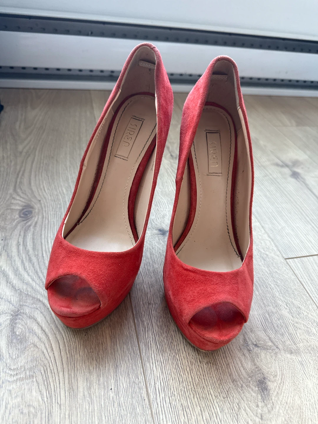 Siren Orange/Red Suede Peep Toe Heels - photo 4