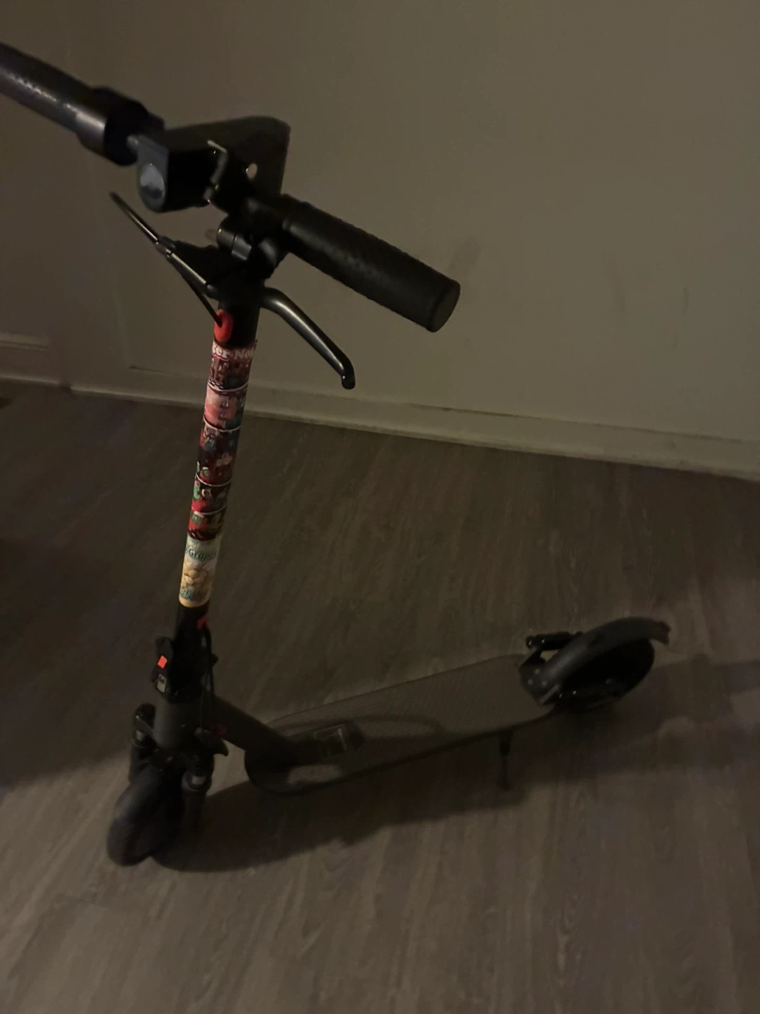 AOVOPRO Electric Scooter no charger - photo 3