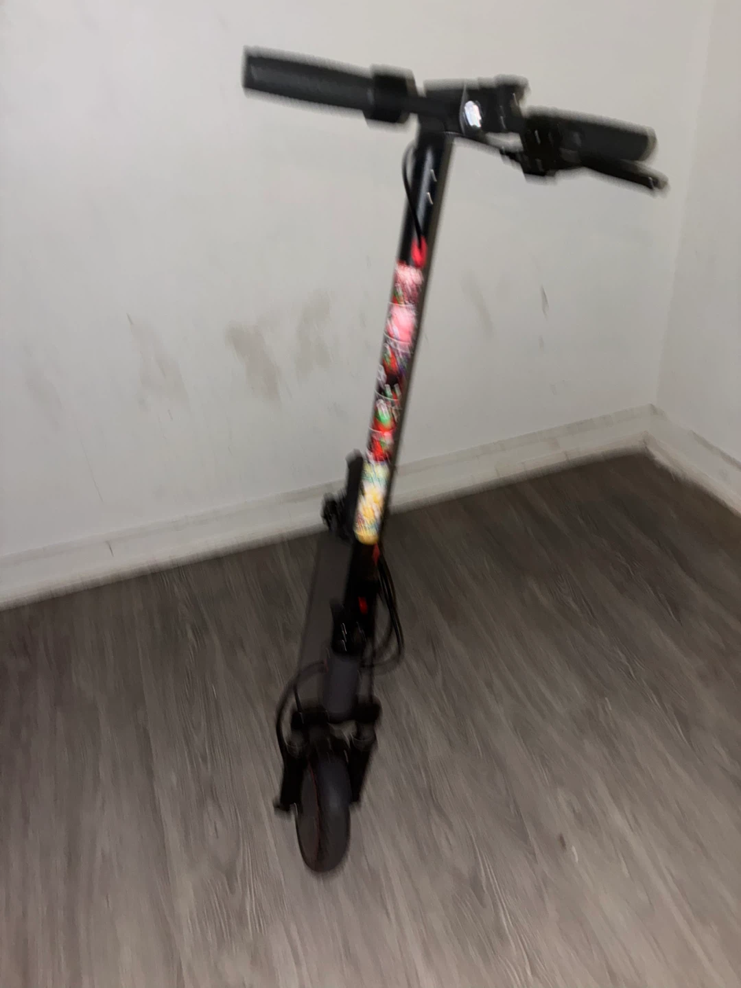 AOVOPRO Electric Scooter no charger - photo 4