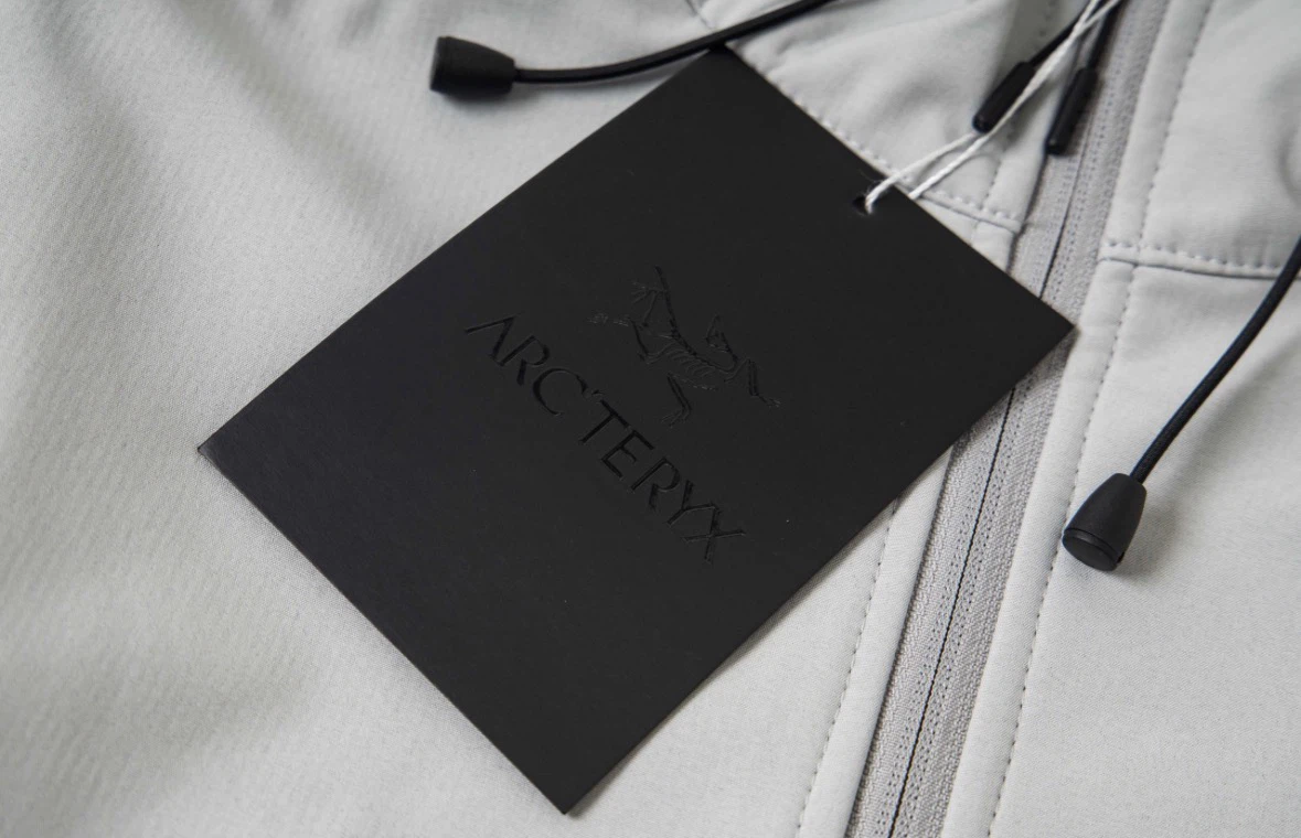Arc'teryx Softshell Hooded Jacket - photo 3